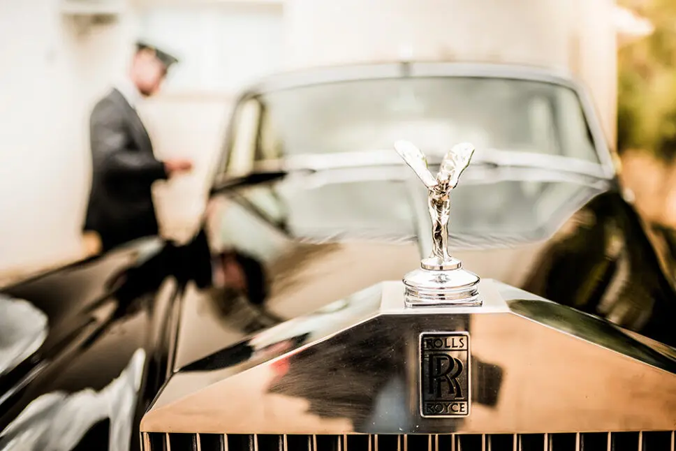 Vintage,Rolls,Royce,Wedding,Car,With,Driver